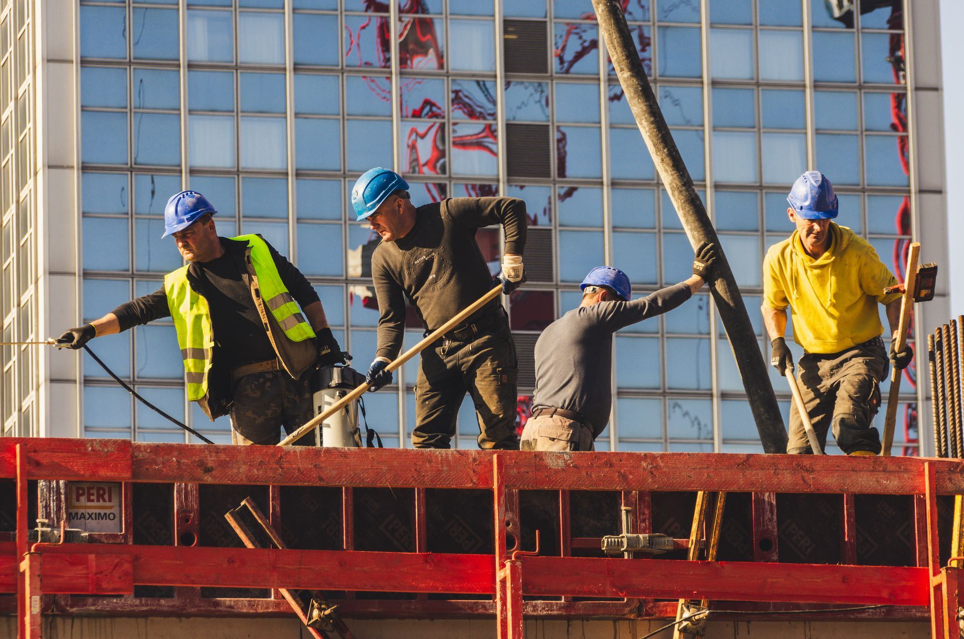 Ouvriers du BTP sur un chantier de construction
